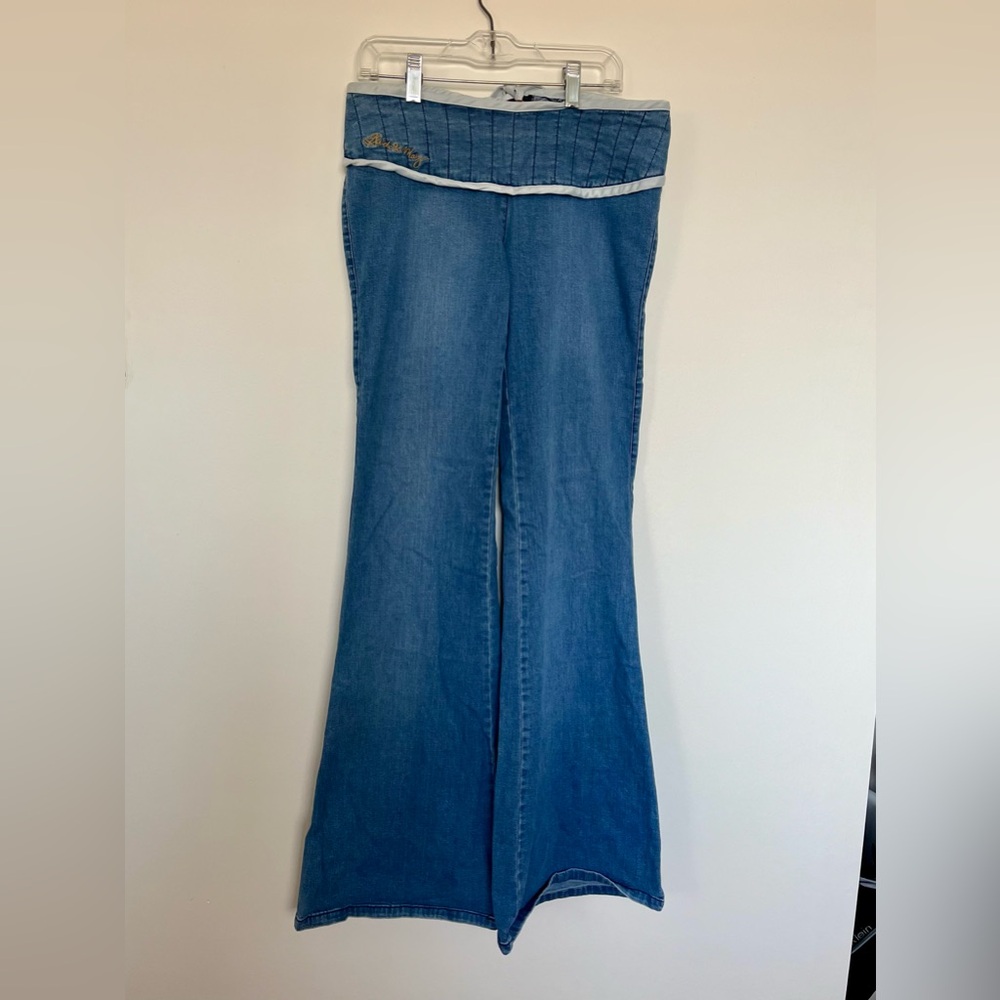Guido & Mary Jeans with blue ribbon detailing
